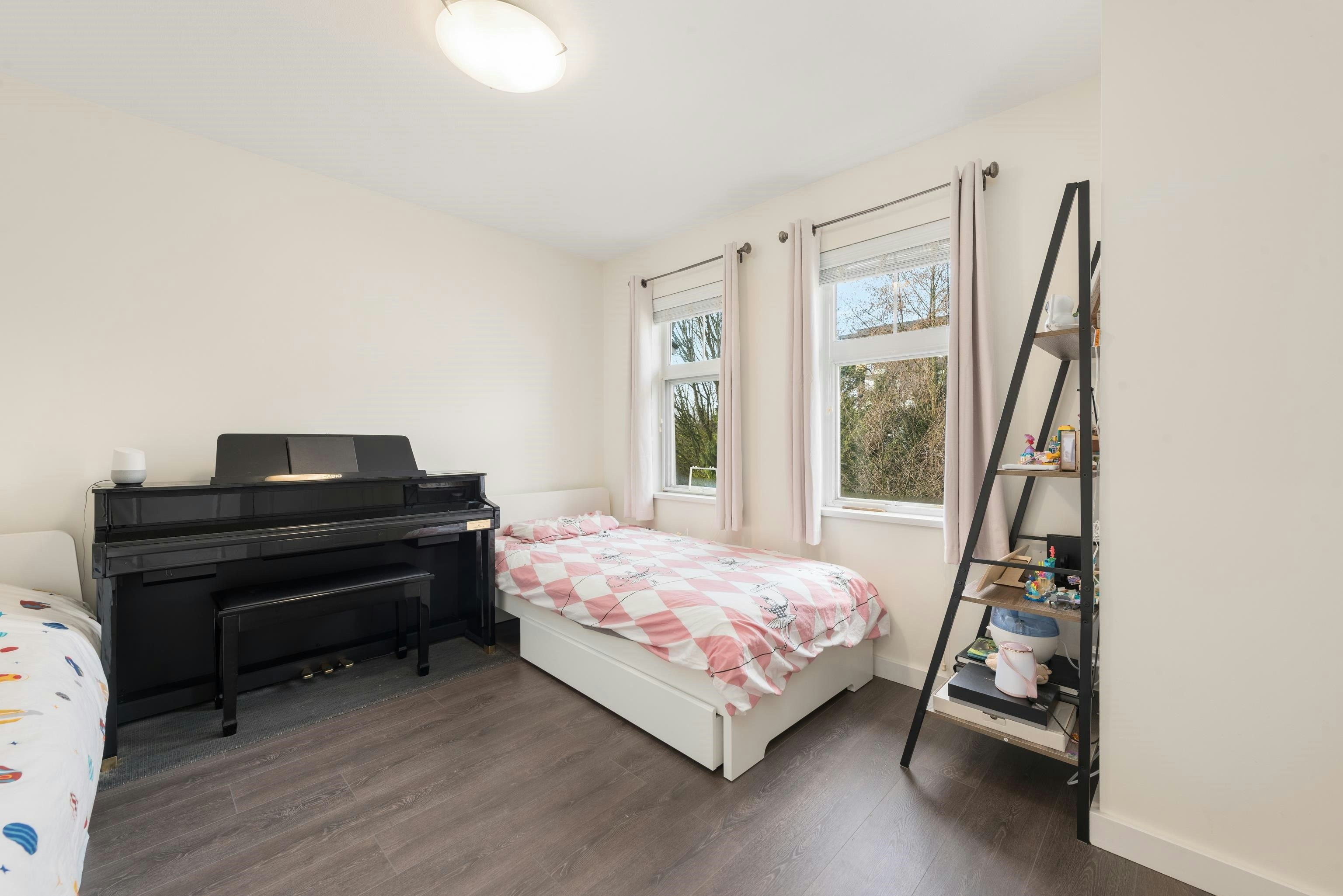 319 W 59th Avenue, Vancouver, BC, V5X 1X3 - 17