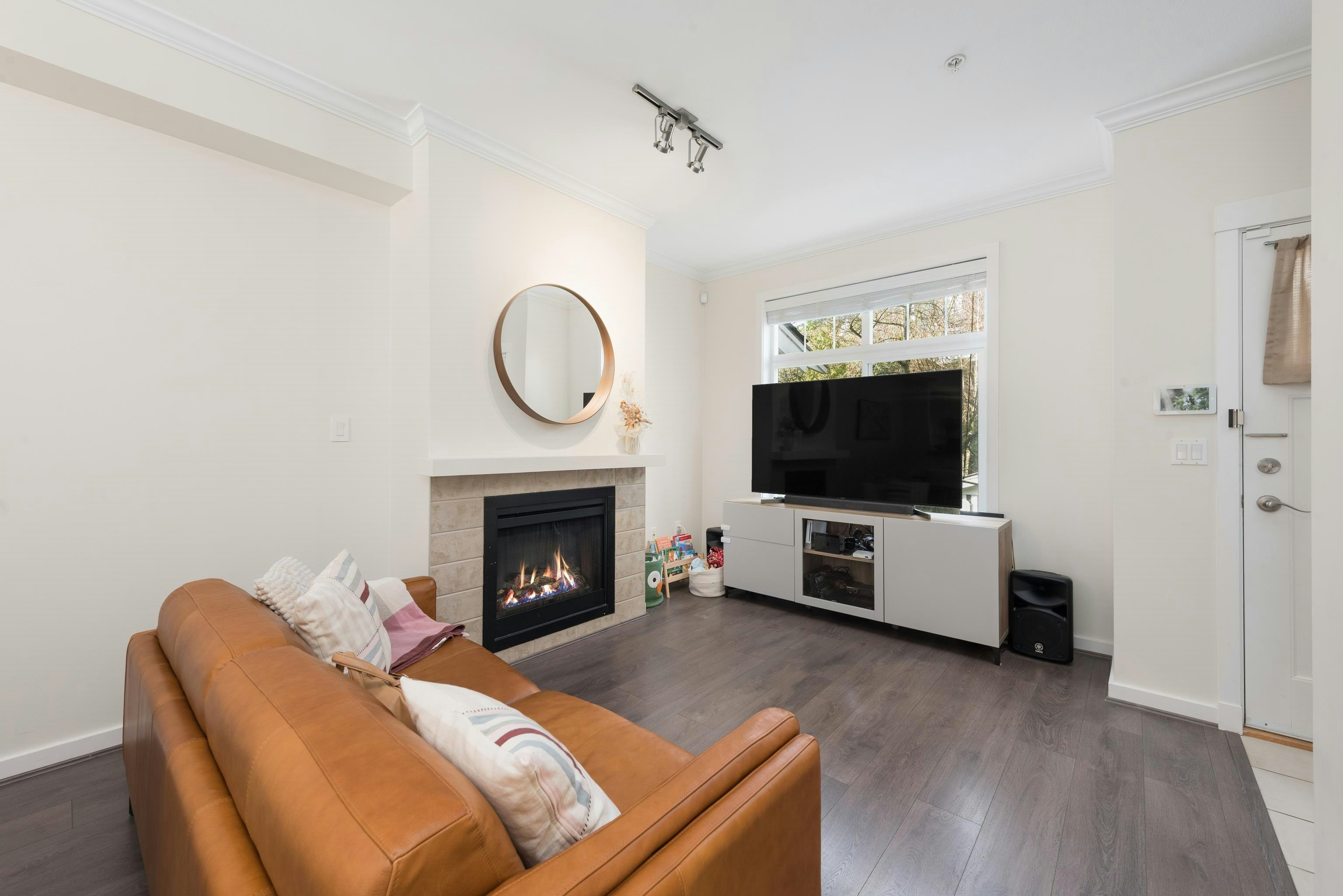 319 W 59th Avenue, Vancouver, BC, V5X 1X3 - 7