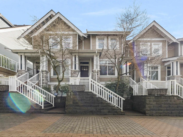 319 W 59th Avenue, Vancouver, BC, V5X 1X3
