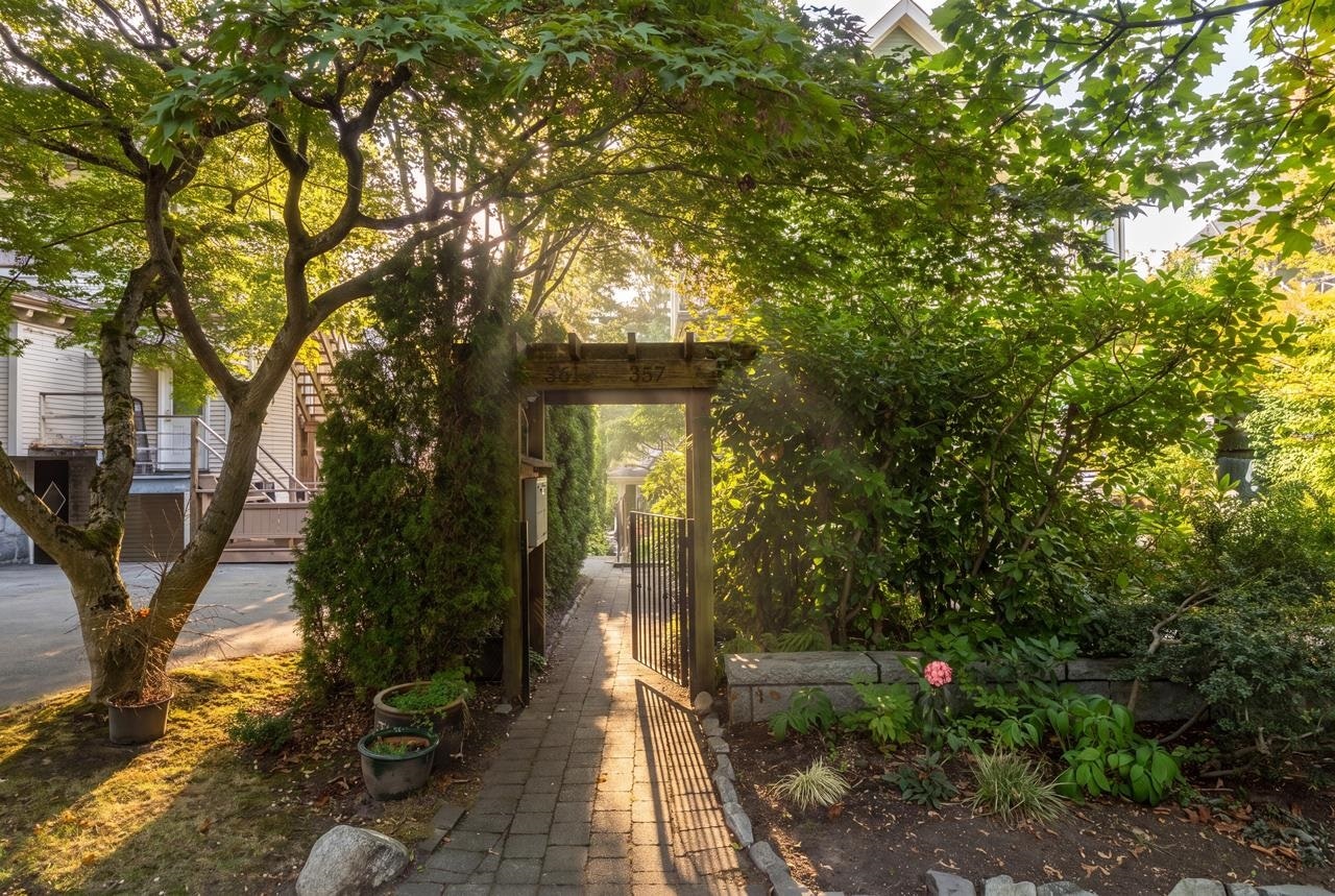 361 W 11th Avenue, Vancouver, BC, V5Y 1T3 - 26