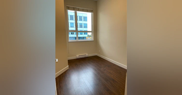 404-10822 City Parkway, Surrey, BC, V3T 5X9 - 5