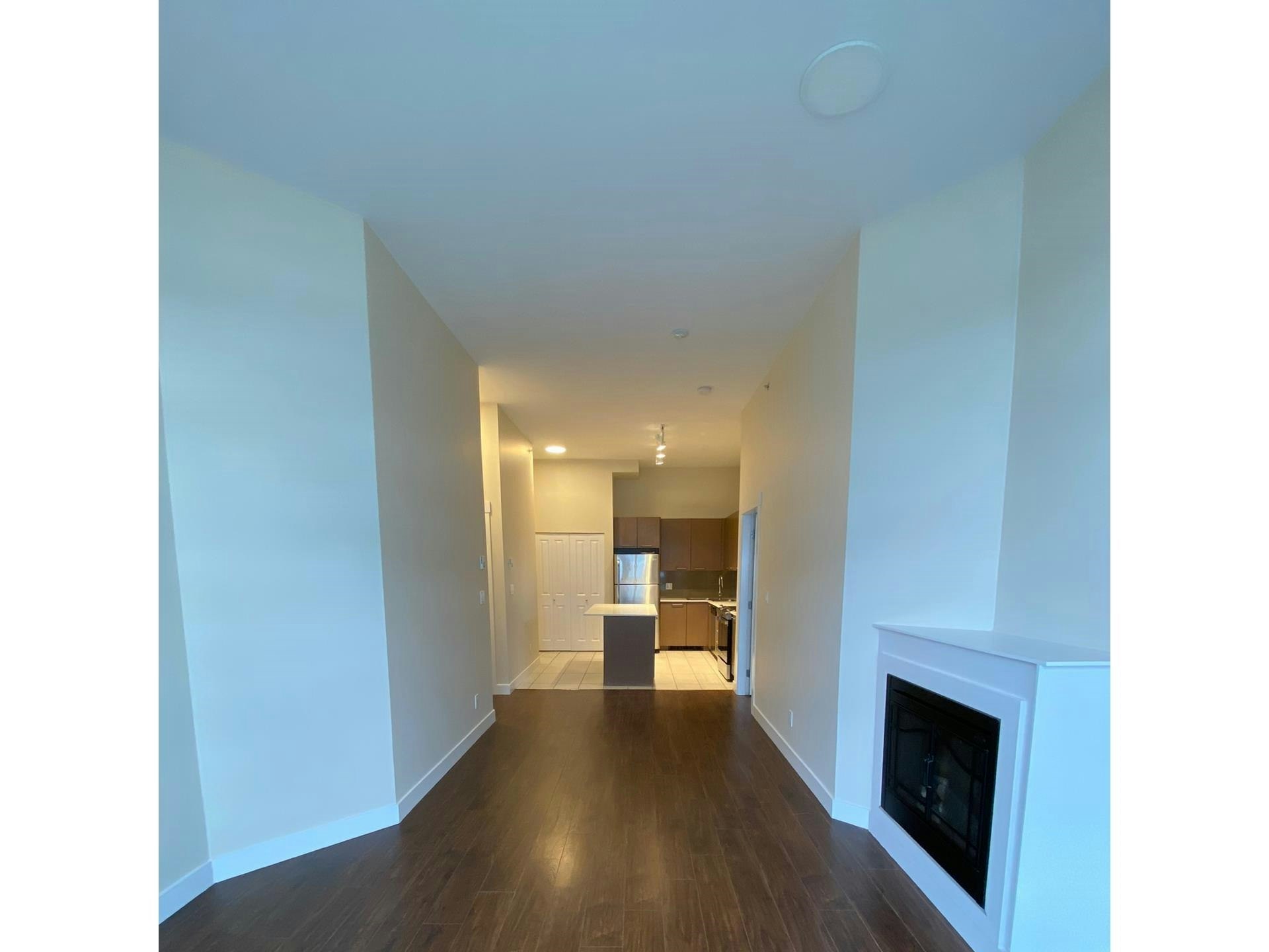 404-10822 City Parkway, Surrey, BC, V3T 5X9 - 6