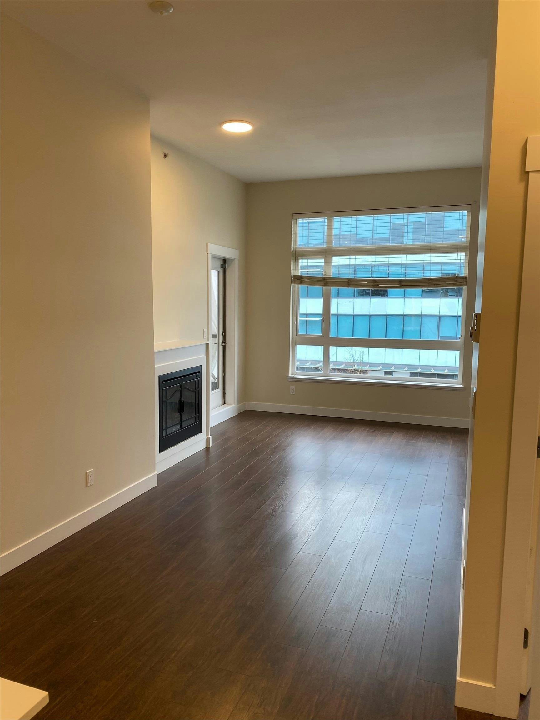 404-10822 City Parkway, Surrey, BC, V3T 5X9