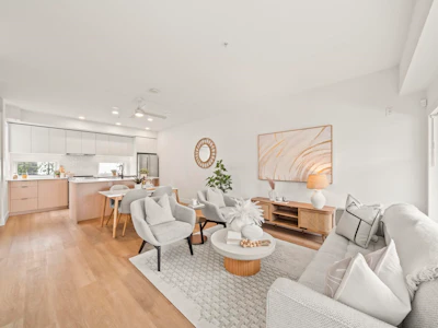 213-1306 Laval Square - 5