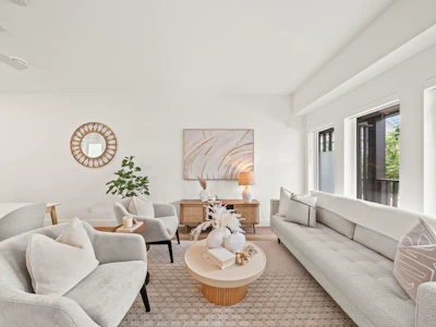 213-1306 Laval Square - 3