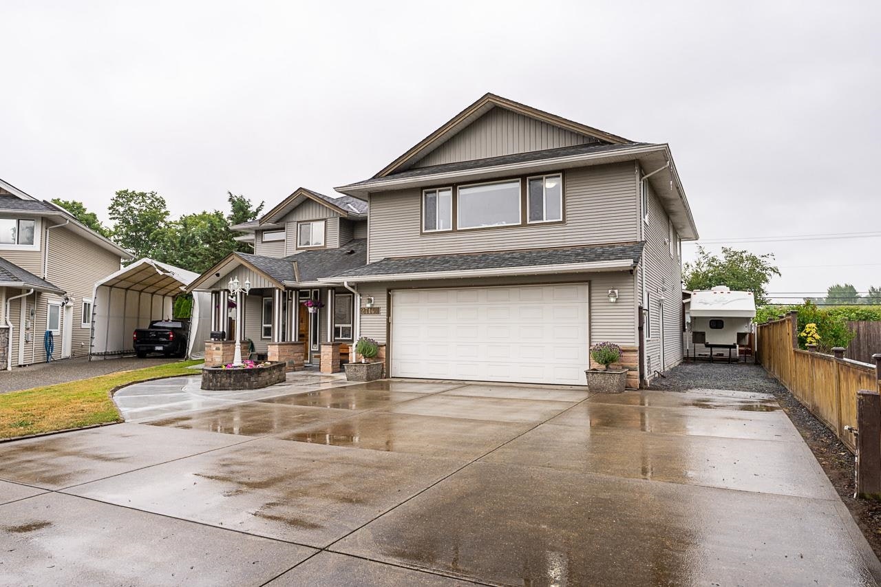 27144 25a Avenue, Langley, BC, V4W 3N4
