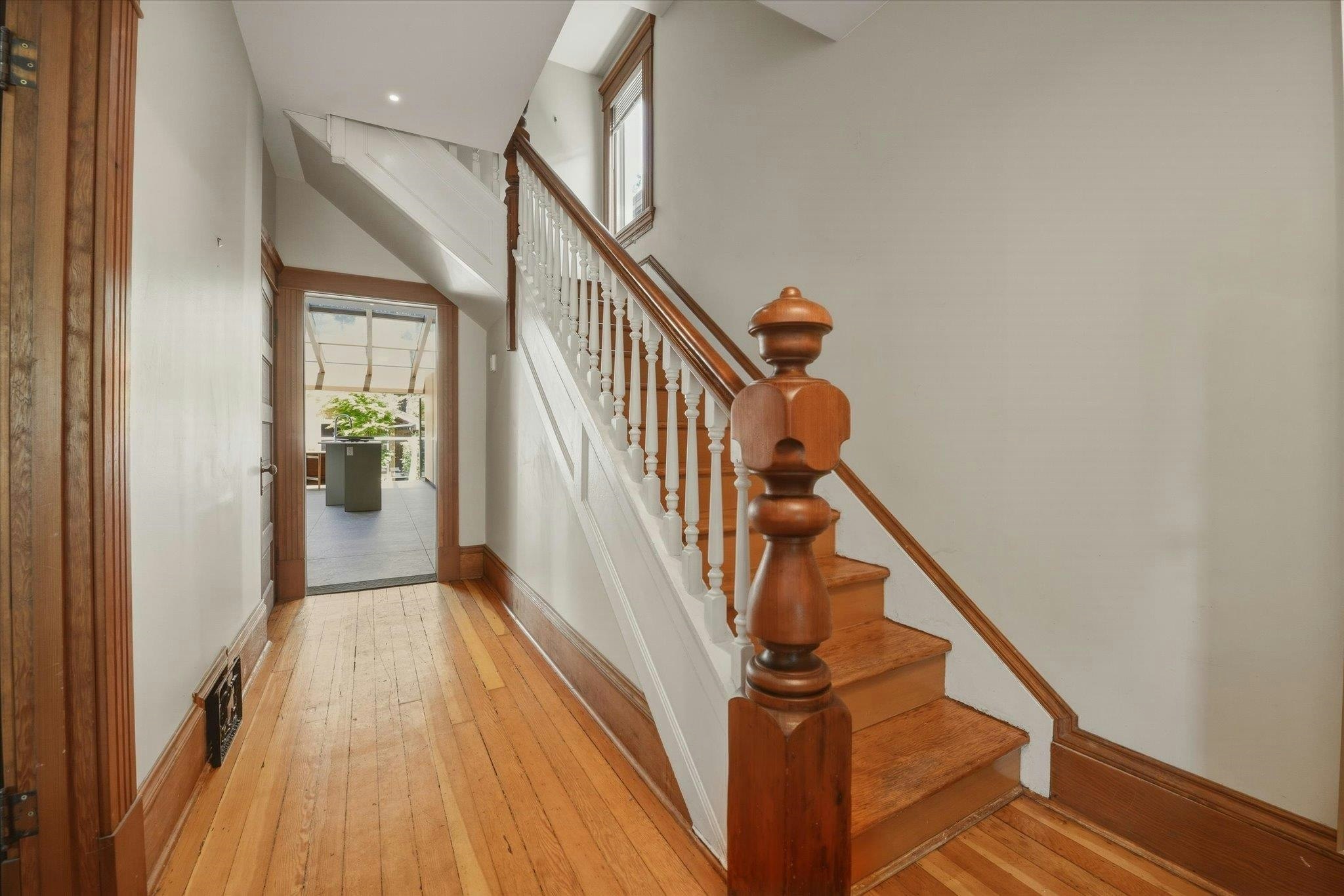 647 Prior Street, Vancouver, BC, V6A 2G7 - 12