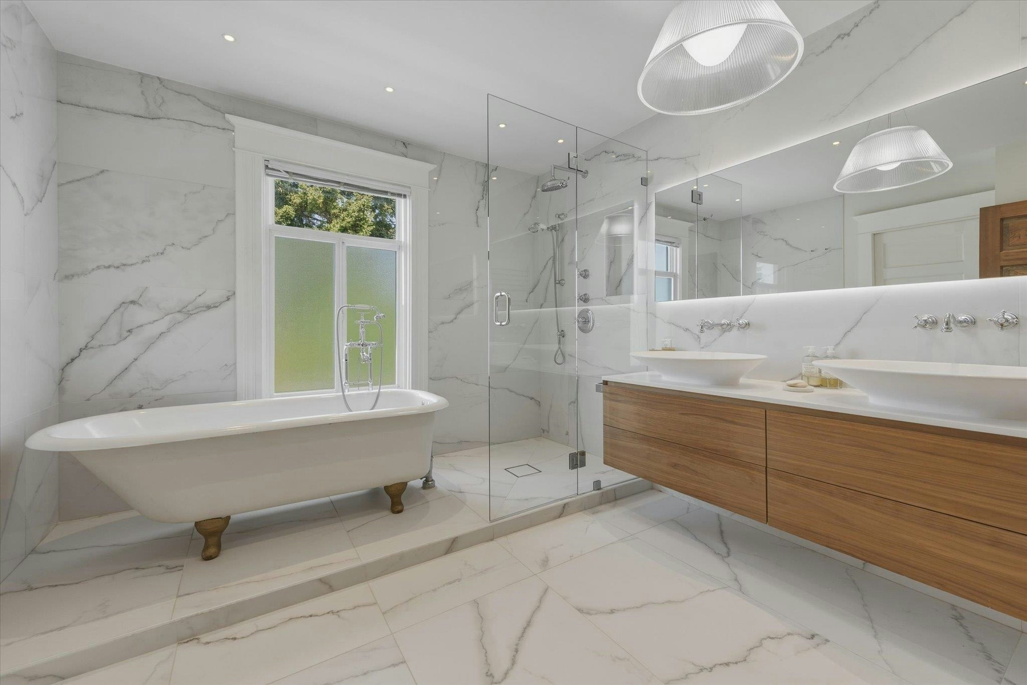 647 Prior Street, Vancouver, BC, V6A 2G7 - 17