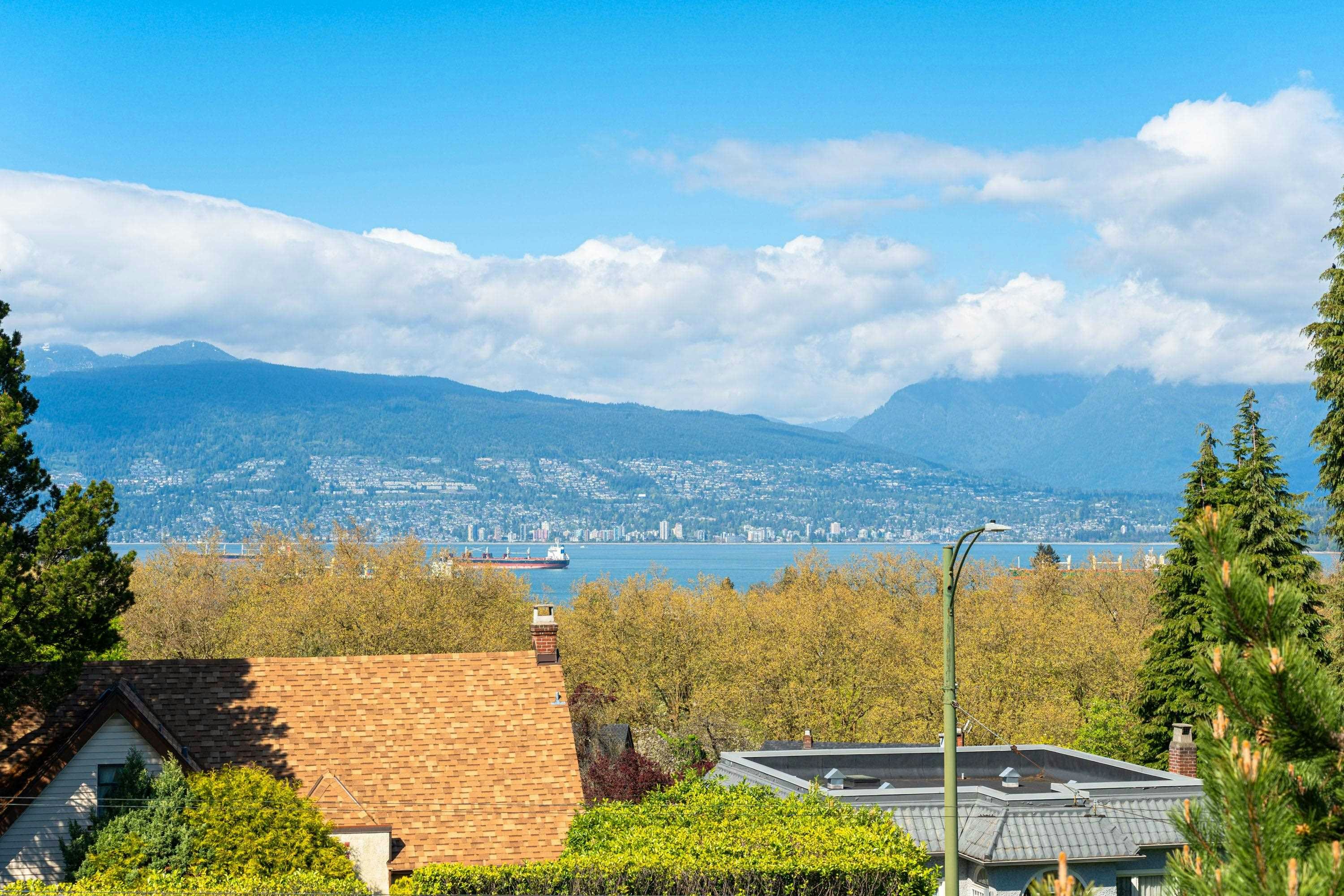 3974 W 10th Avenue, Vancouver, BC, V6R 2G8 - 32