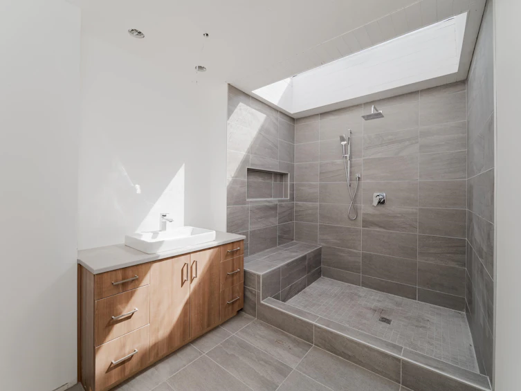 3974 W 10th Avenue, Vancouver, BC, V6R 2G8 - 22