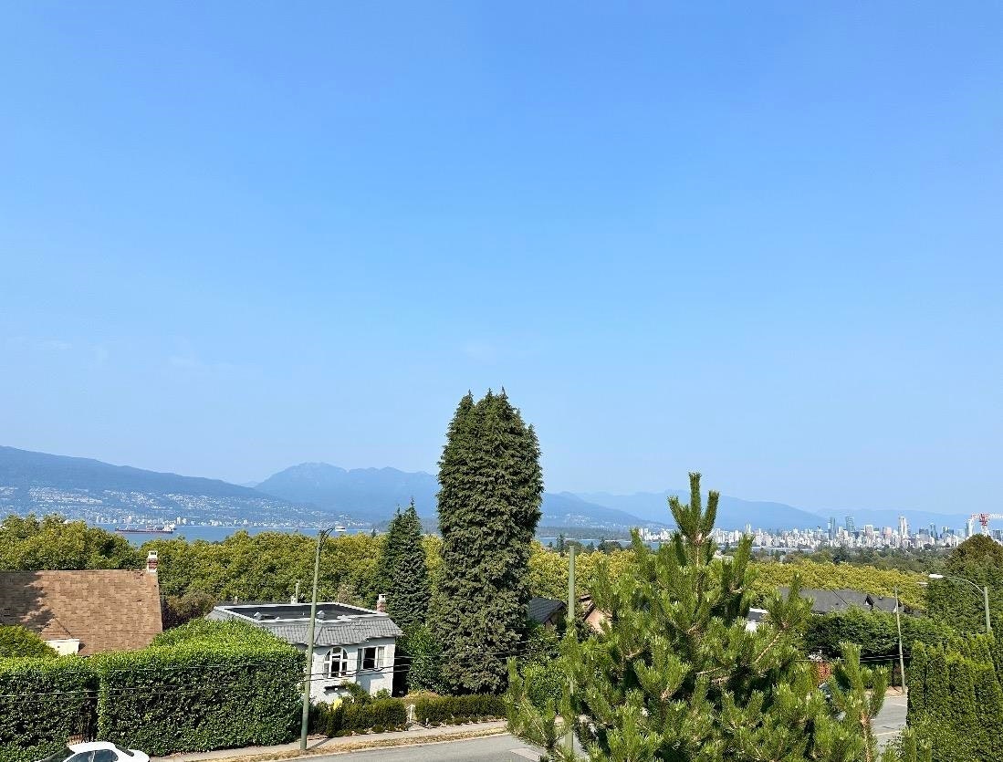 3974 W 10th Avenue, Vancouver, BC, V6R 2G8 - 37