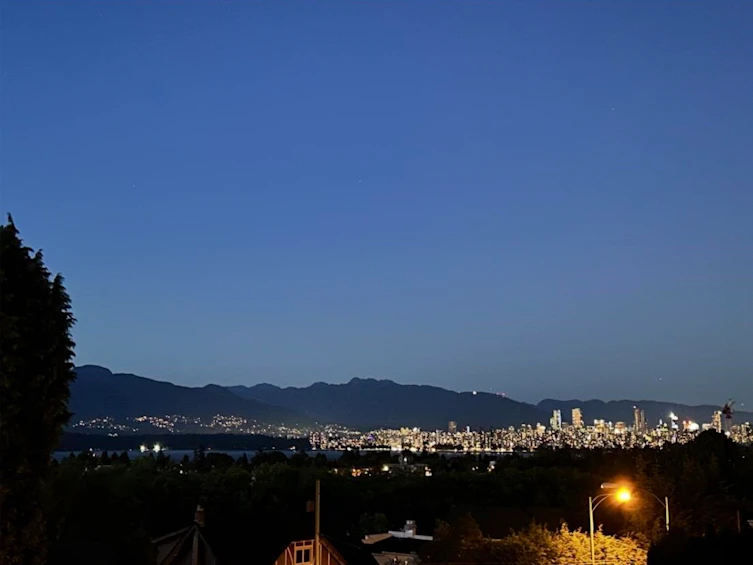 3974 W 10th Avenue, Vancouver, BC, V6R 2G8 - 38