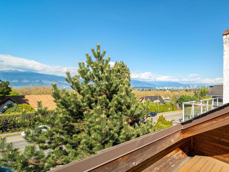 3974 W 10th Avenue, Vancouver, BC, V6R 2G8 - 31