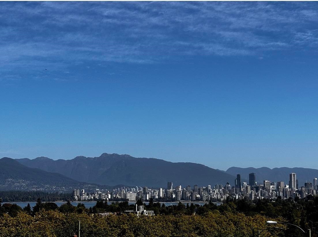 3974 W 10th Avenue, Vancouver, BC, V6R 2G8 - 35