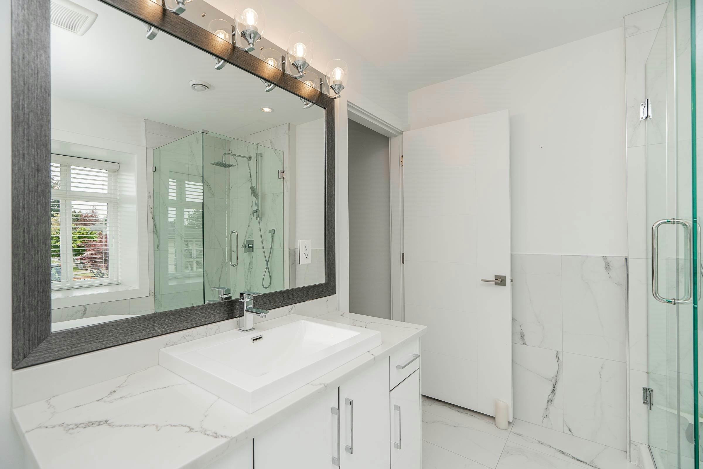970 Rochester Avenue, Coquitlam, BC, V3K 2J3 - 16