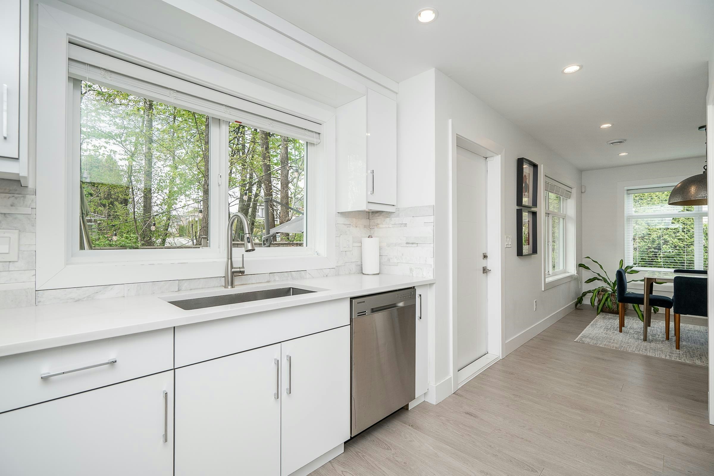 970 Rochester Avenue, Coquitlam, BC, V3K 2J3 - 9
