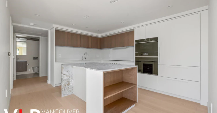 203-3596 W 28th Avenue, Vancouver, BC, V6S 2G5