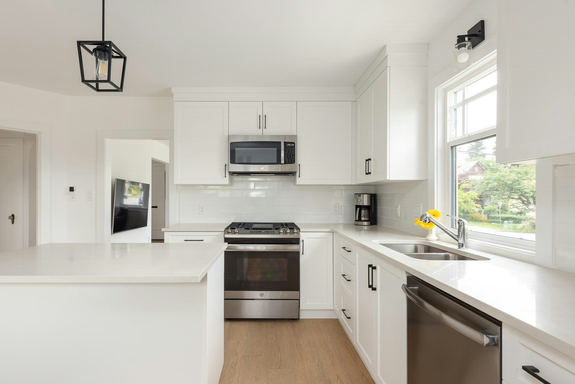 631 Second Street, New Westminster, BC, V3L 2M6 - 10