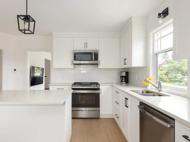 631 Second Street, New Westminster, BC, V3L 2M6 - 10