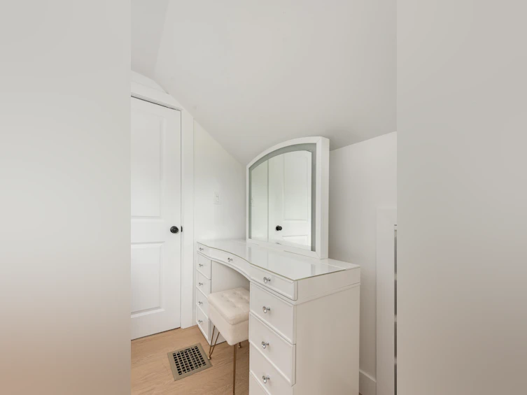 631 Second Street, New Westminster, BC, V3L 2M6 - 18
