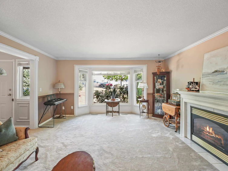 6083 181a Street, Surrey, BC, V3S 4M1 - 3