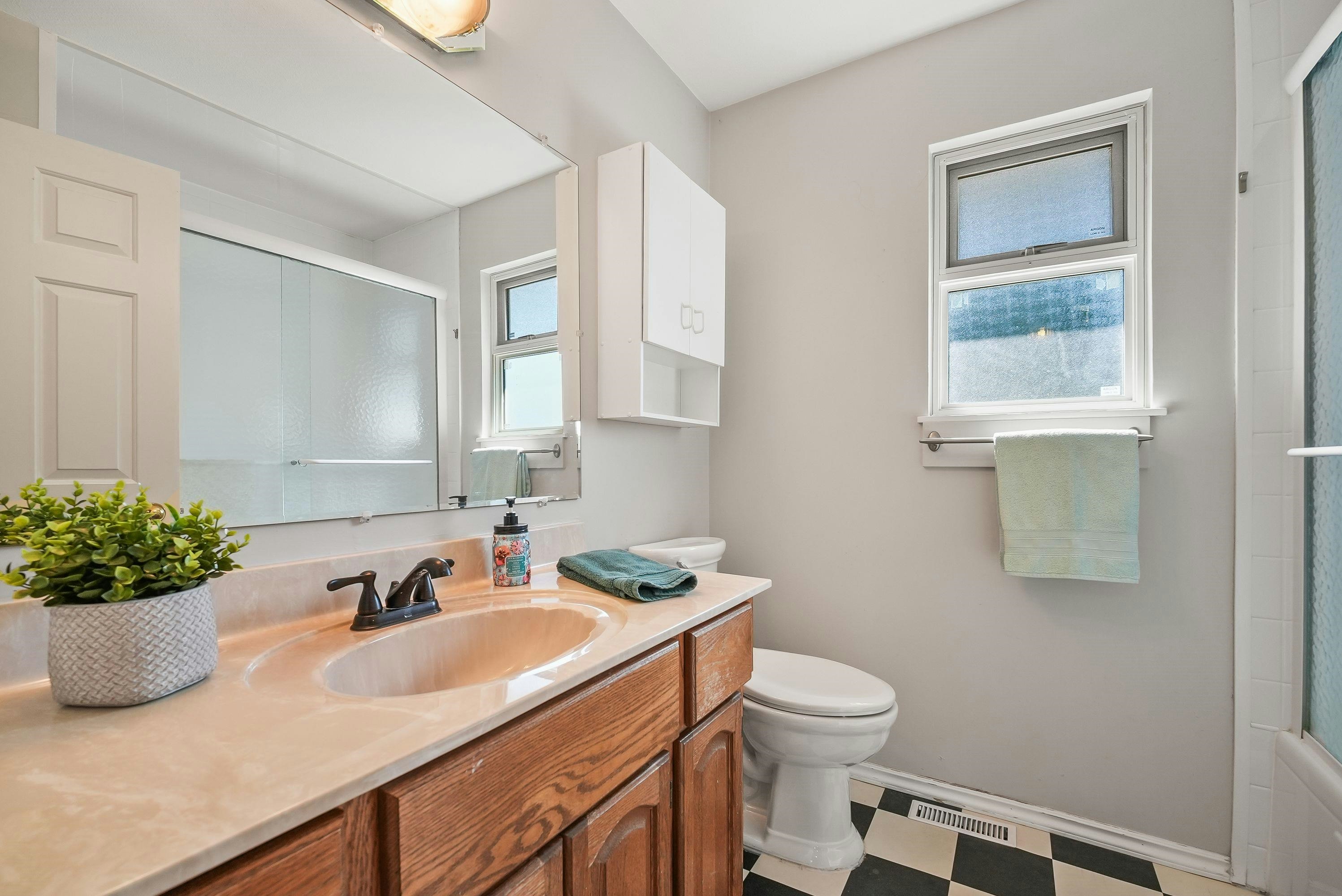 6083 181a Street, Surrey, BC, V3S 4M1 - 21