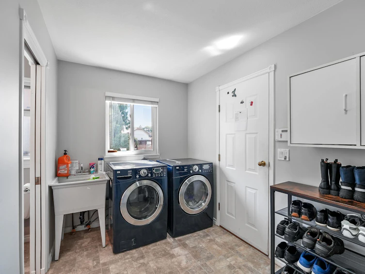 6083 181a Street, Surrey, BC, V3S 4M1 - 12