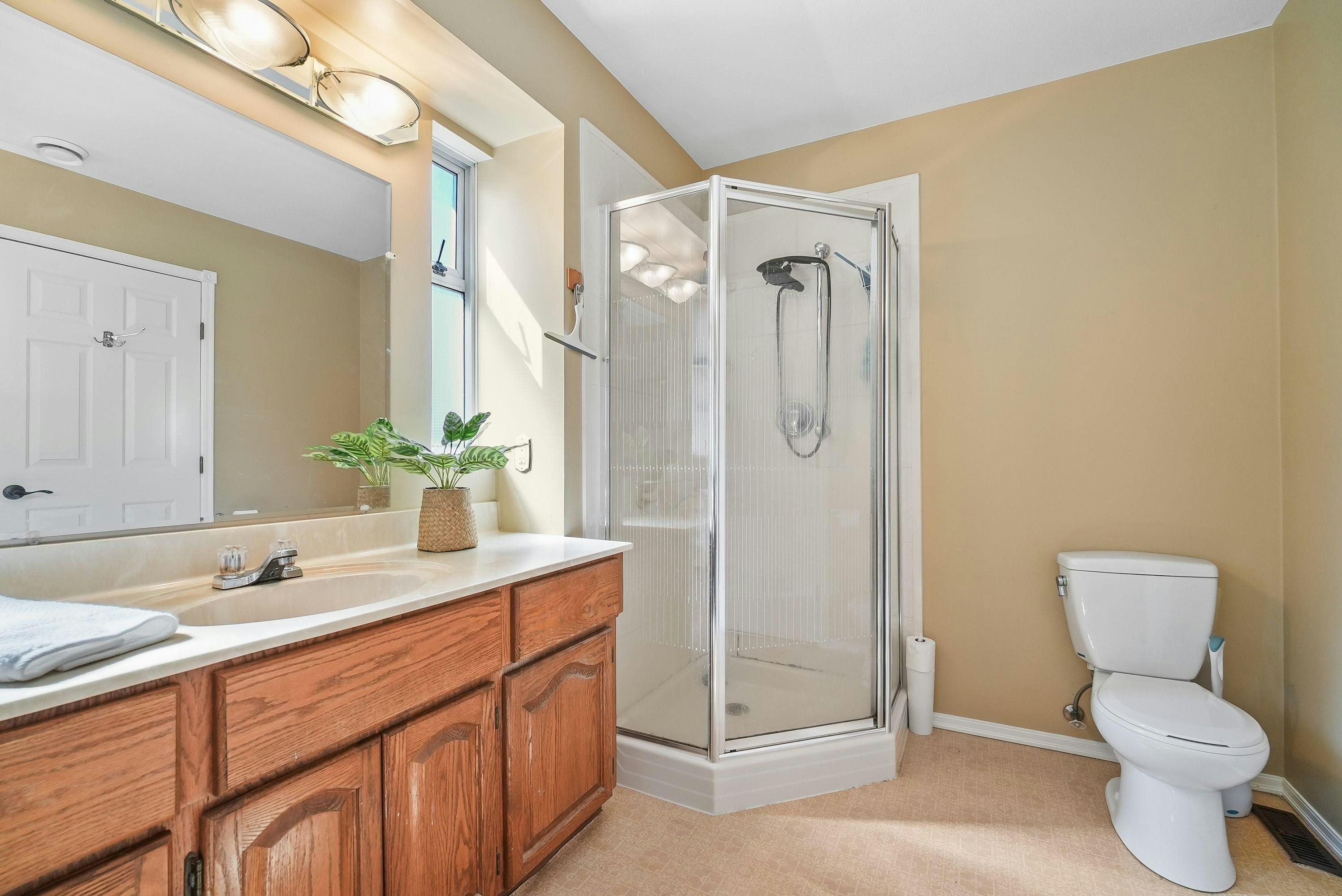 6083 181a Street, Surrey, BC, V3S 4M1 - 18