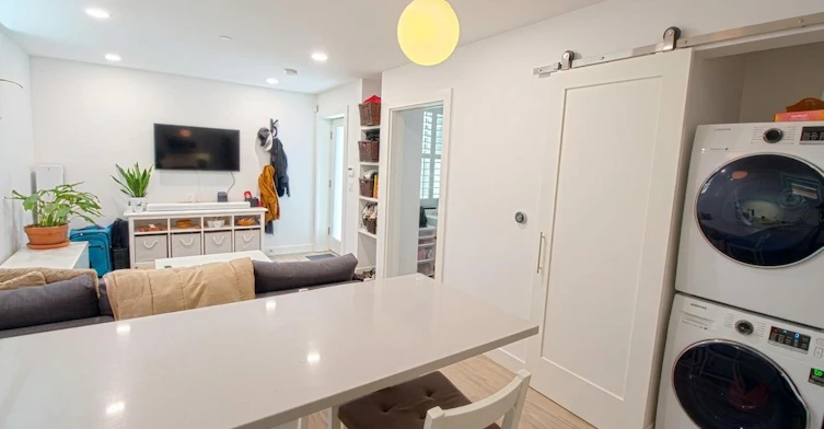 163 W 20th Street, North Vancouver, BC, B5Z 2X3 - 9