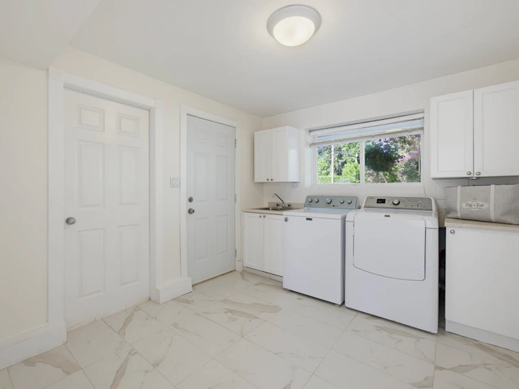 856 55a Street, Delta, BC, V4M 3M4 - 17