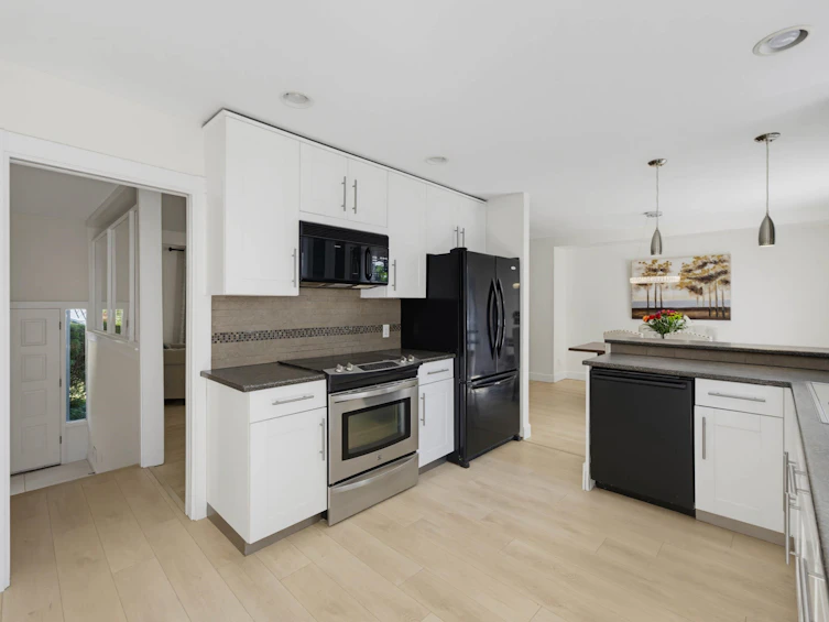 856 55a Street, Delta, BC, V4M 3M4 - 8