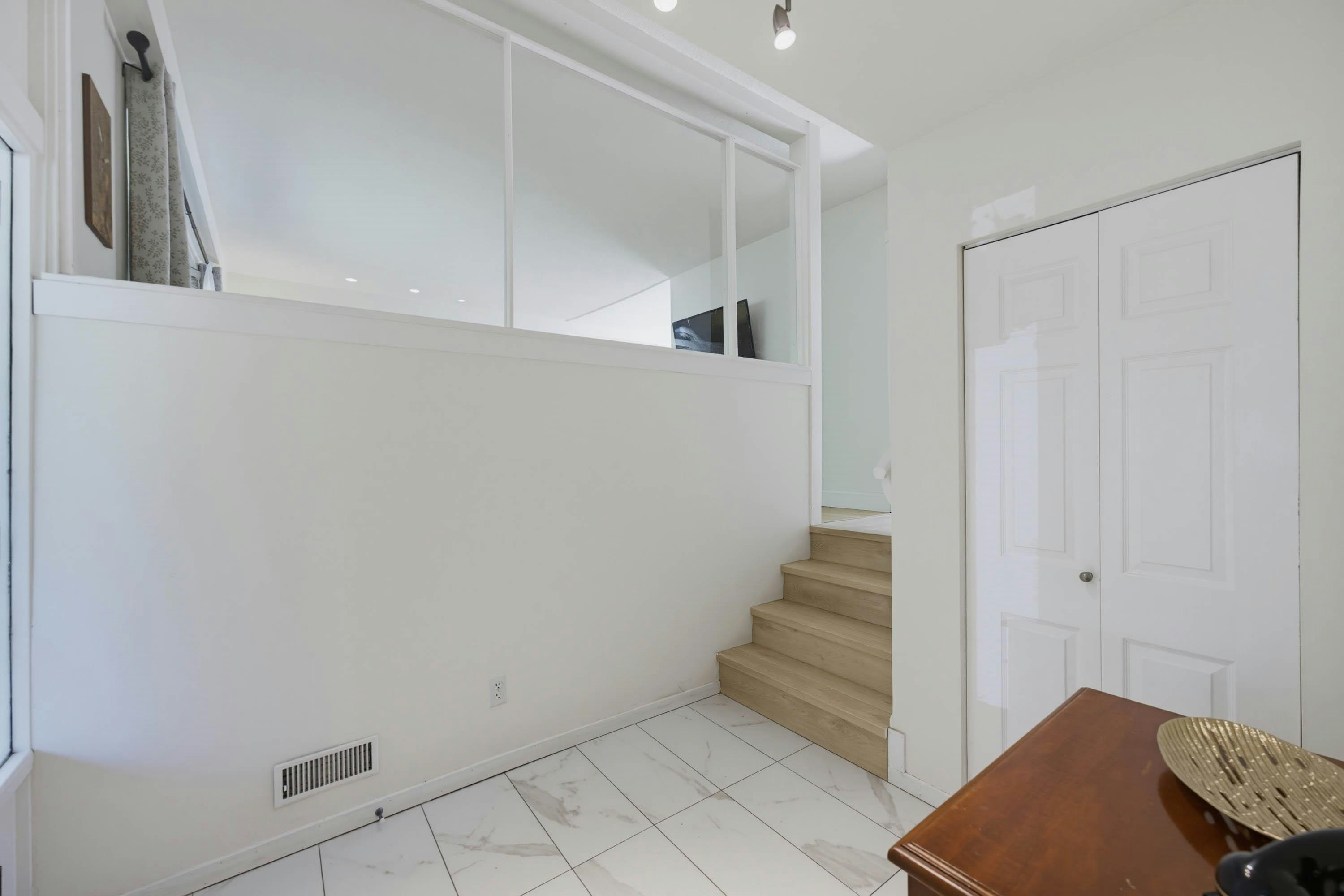 856 55a Street, Delta, BC, V4M 3M4 - 11