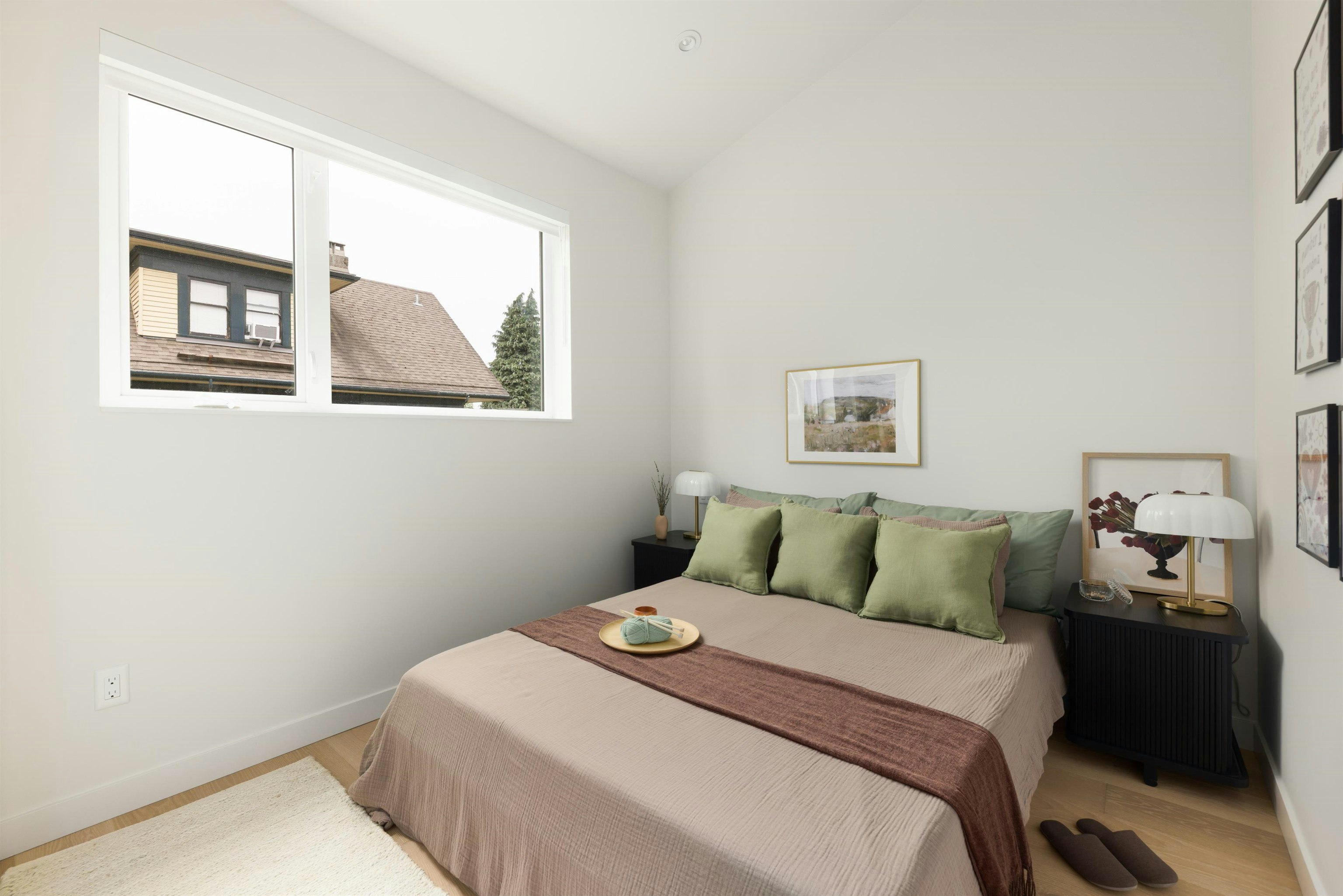 1-595 E 49th Avenue, Vancouver, BC, V5W 2H1 - 11