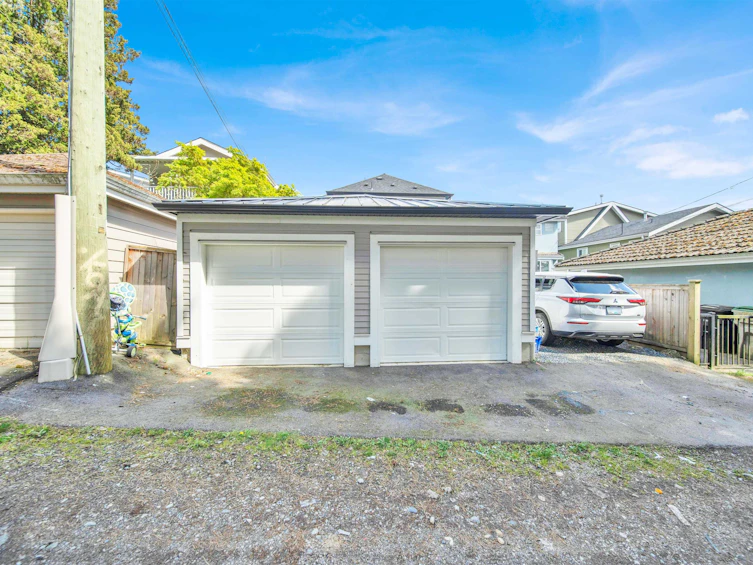 3128 Kings Avenue, Vancouver, BC, V5R 4T4 - 26