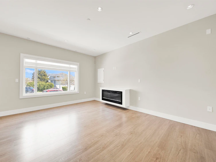 3128 Kings Avenue, Vancouver, BC, V5R 4T4 - 7