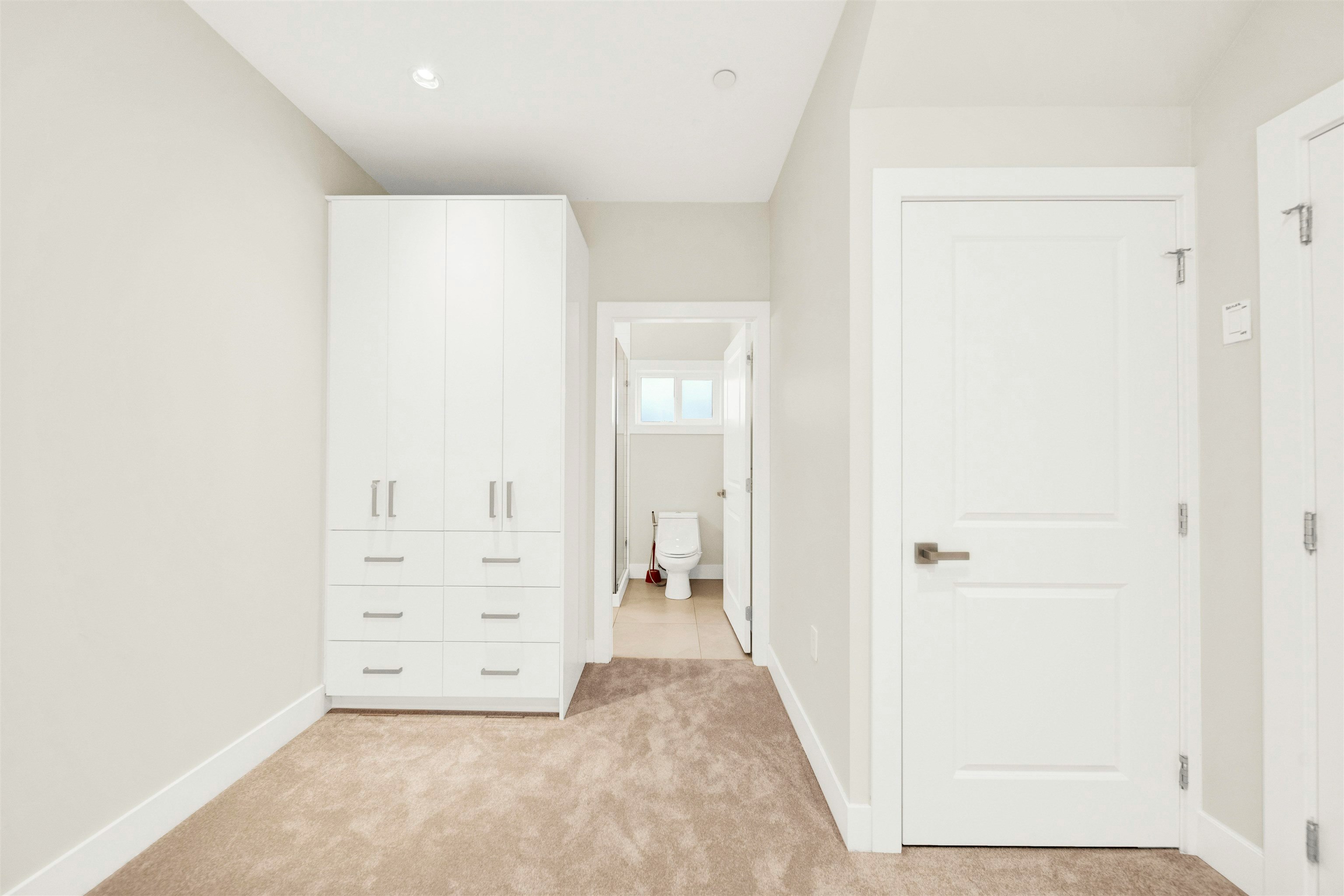 3128 Kings Avenue, Vancouver, BC, V5R 4T4 - 11