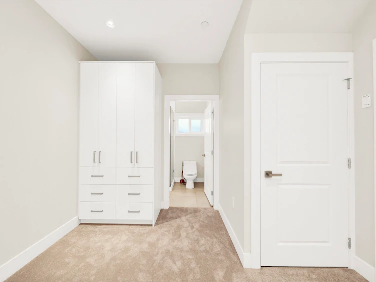 3128 Kings Avenue, Vancouver, BC, V5R 4T4 - 11