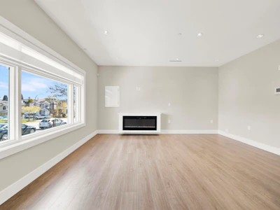 3128 Kings Avenue - 3