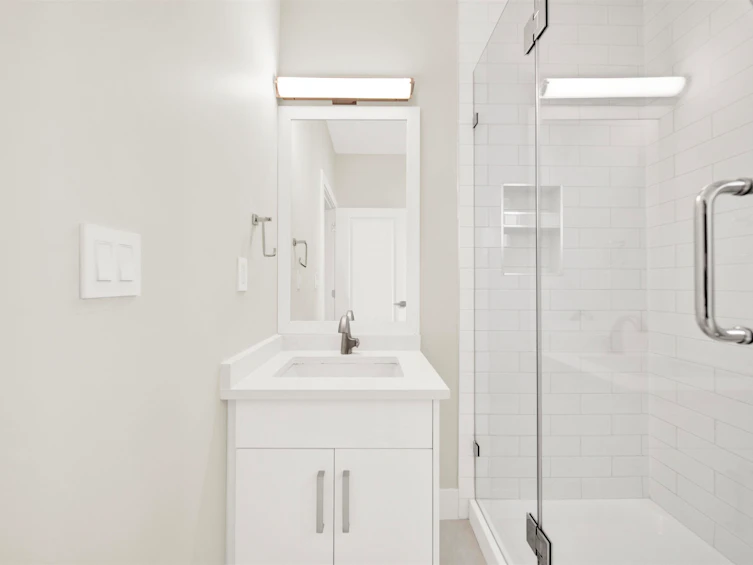 3128 Kings Avenue, Vancouver, BC, V5R 4T4 - 13