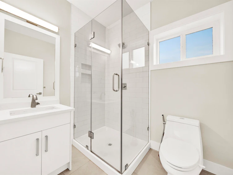 3128 Kings Avenue, Vancouver, BC, V5R 4T4 - 12