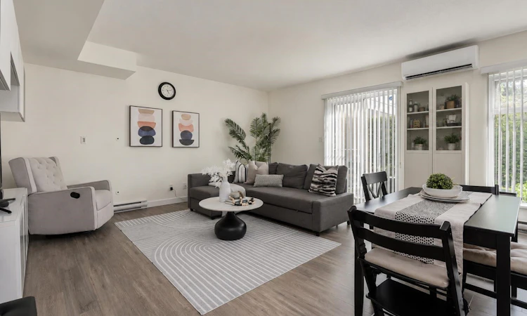 103-2232 Douglas Road