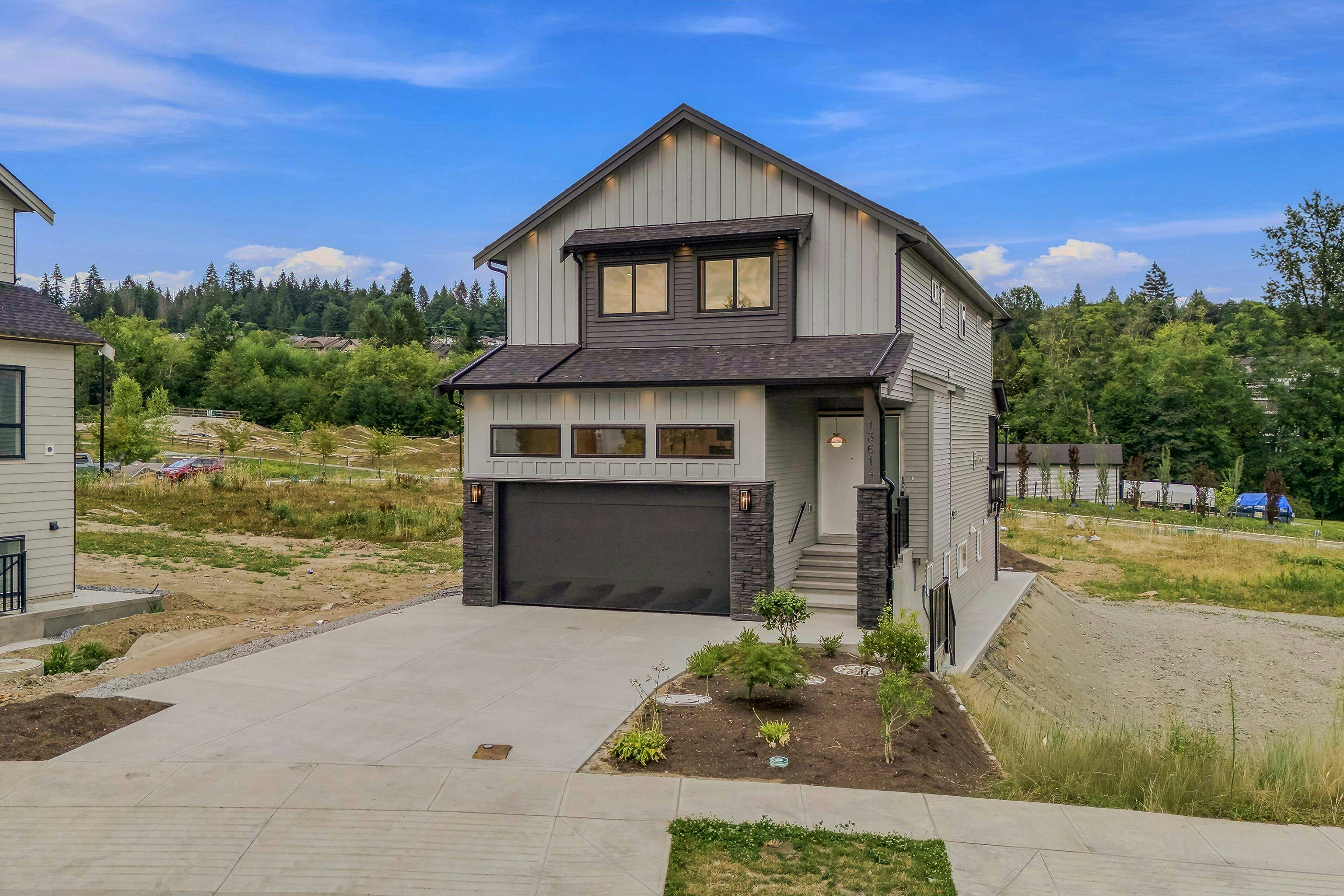 13614 230a Street, Maple Ridge, BC, V4R 0G4