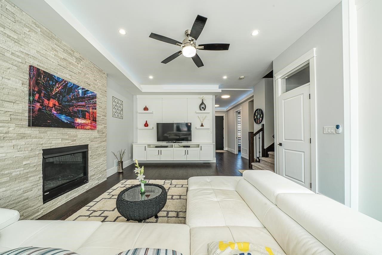 18070 67 Avenue, Surrey, BC, V3S 8C3 - 7