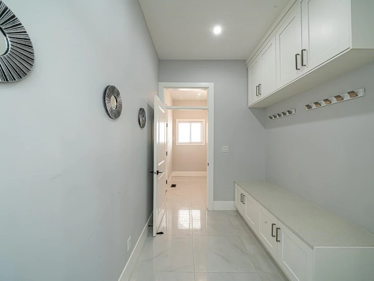 18070 67 Avenue, Surrey, BC, V3S 8C3 - 16