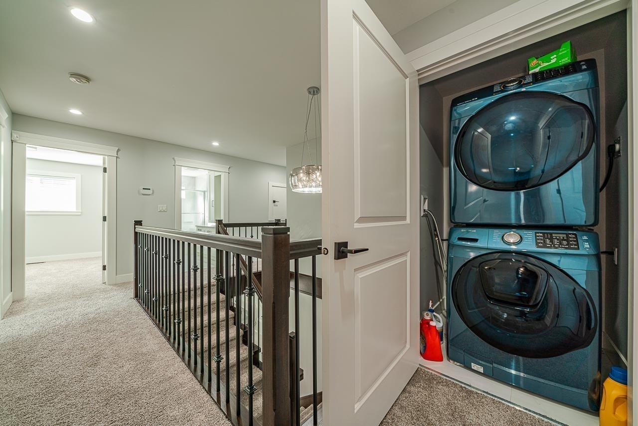 18070 67 Avenue, Surrey, BC, V3S 8C3 - 19