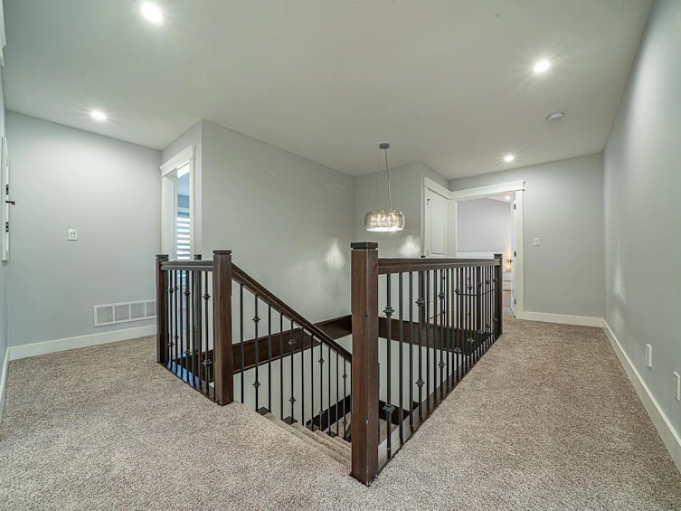 18070 67 Avenue, Surrey, BC, V3S 8C3 - 18