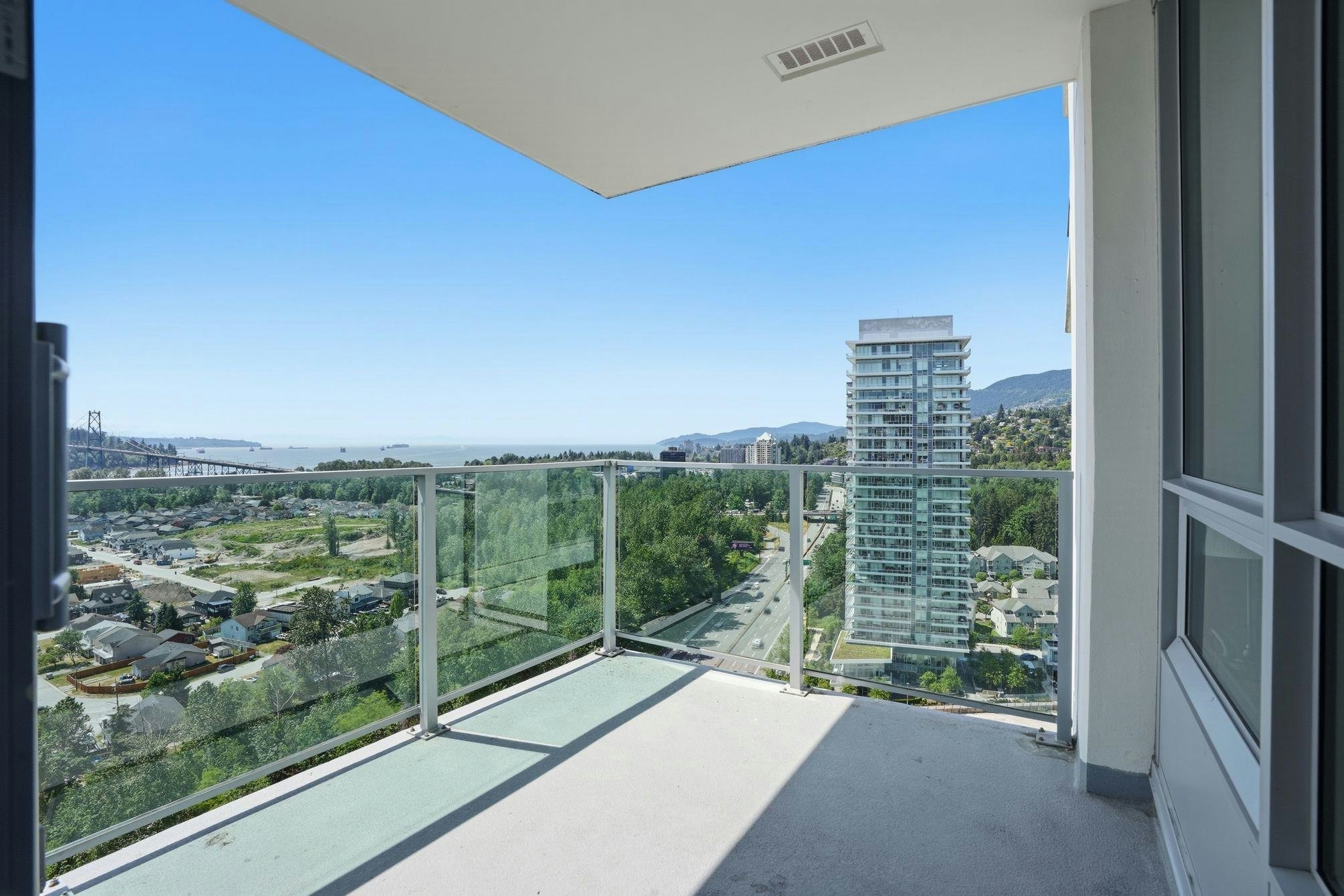 1904-1632 Lions Gate Lane - 2