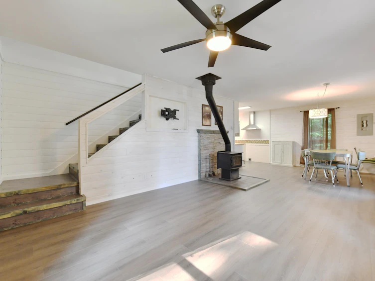 15011 Root Roundabout Road, Hope, BC, V0X 1L5 - 4
