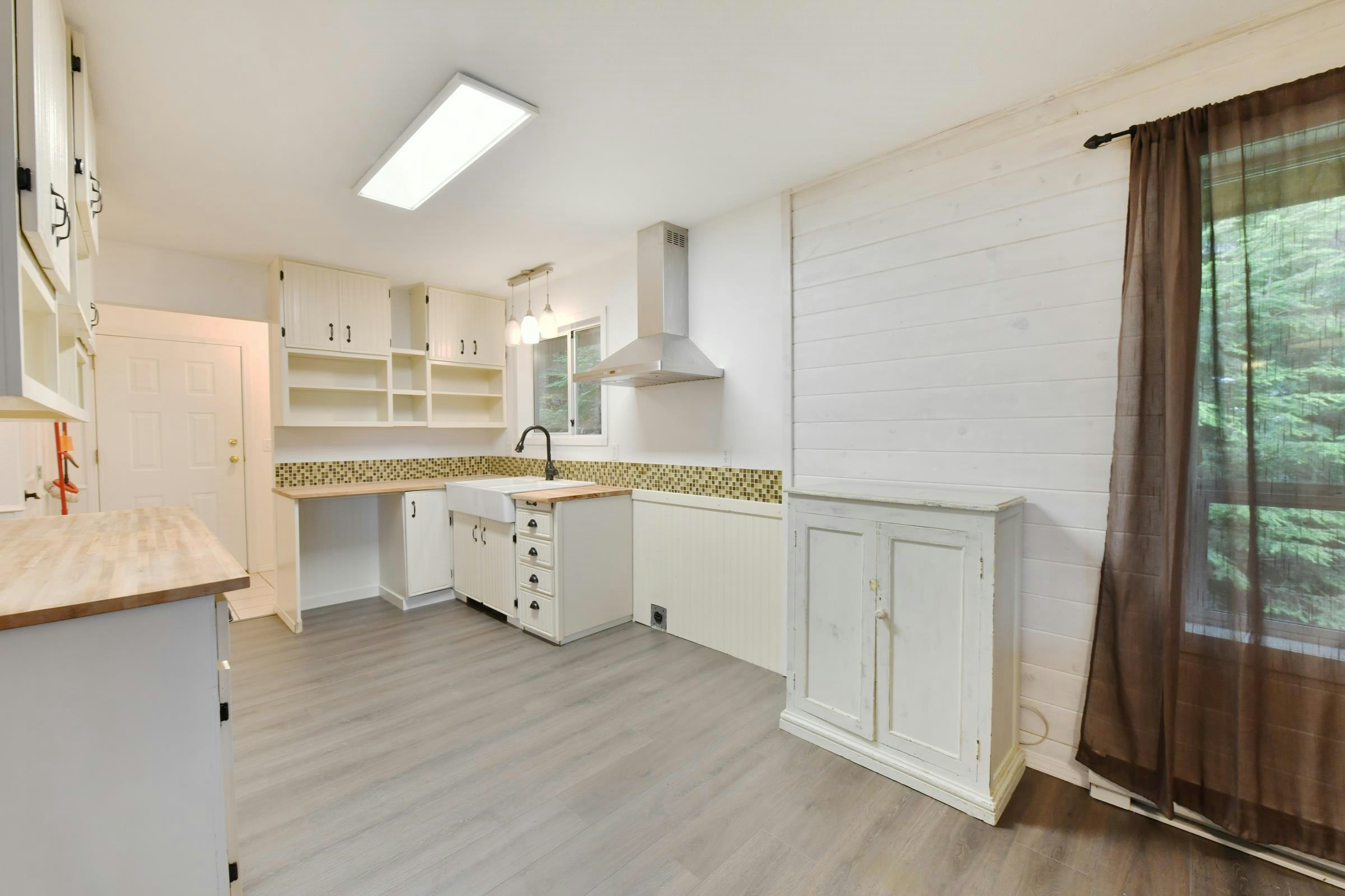 15011 Root Roundabout Road, Hope, BC, V0X 1L5 - 7