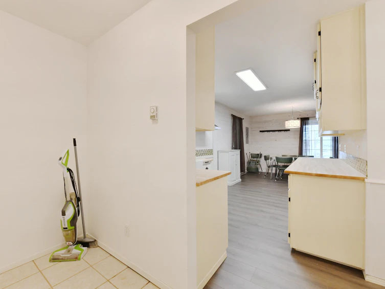 15011 Root Roundabout Road, Hope, BC, V0X 1L5 - 9